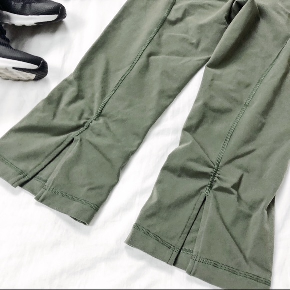 Lululemon Notched Crop Legging - Picture 3 of 5